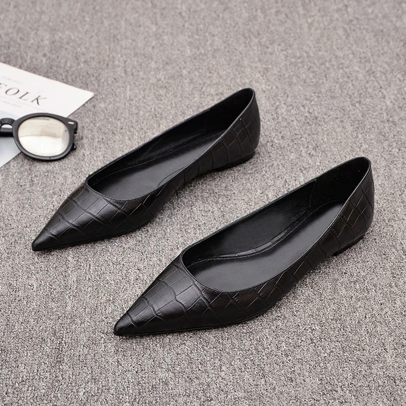 Women Flats Black Shoes for Lady Small Size 31 32 33 Big Size 43 44 Pointed Head Pu Leather Stone Pattern Summer Spring 2023